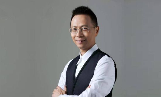午夜视频在线免费播放